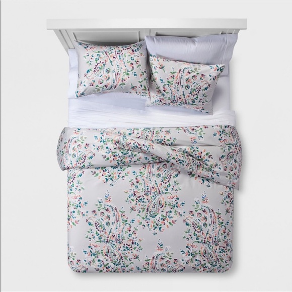 Target Bedding Threshold Brand Floral Fullqueen Duvet Set Poshmark